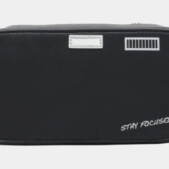 EUC Betsey Johnson Kitsch Cheezin Crossbody Camera Bag - Picture 4 of 4